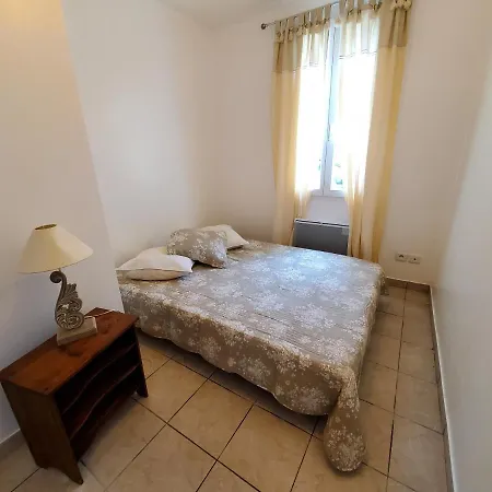 Feriehus Maison De Le Margot